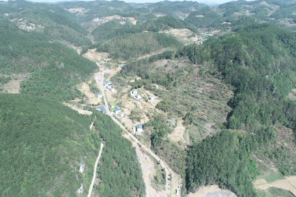 路愈寬，景愈明，可待漫慢行——朝天區(qū)曾家鎮(zhèn)（曾家場鎮(zhèn)至榮樂養(yǎng)生谷）段道路改建工程建設(shè)側(cè)記
